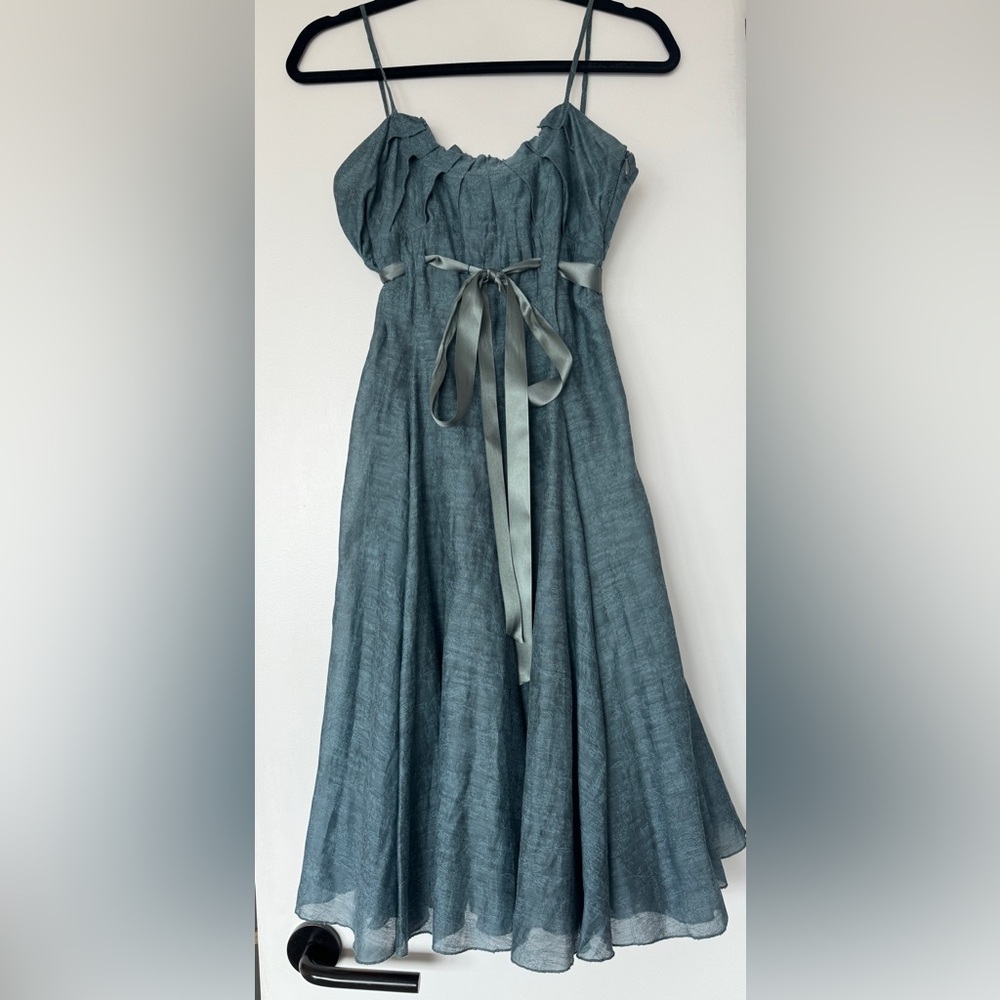 Elegant Blue Midi Dress